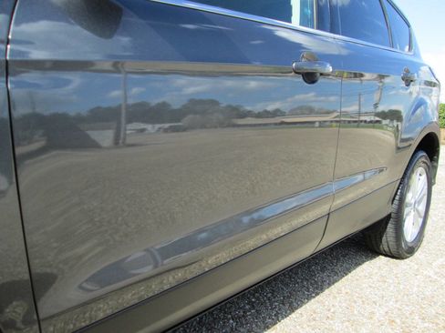 Used 2017 Ford Escape SE image 35