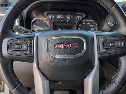 Used 2022 GMC Sierra 1500 SLT w/ SLT Premium Plus Package AWD/4WD image 26