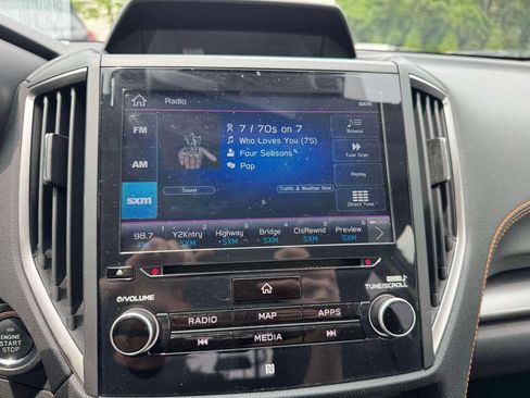 Used 2019 Subaru Crosstrek 2.0i Limited w/ Moonroof Package w/Navigation AWD/4WD image 32