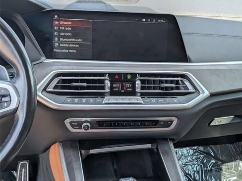 Used 2022 BMW X5 xDrive40i w/ M Sport Package AWD/4WD image 17
