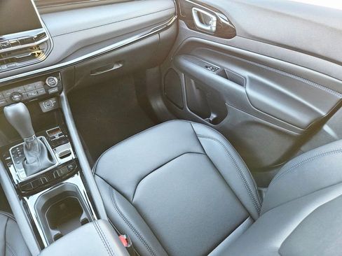 New 2026 Jeep Compass Limited image 12