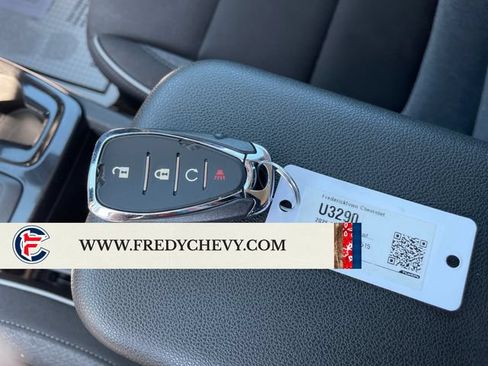 Used 2025 Chevrolet TrailBlazer LT AWD/4WD image 24