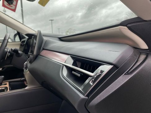 Used 2025 Lexus RX 350 Premium Plus w/ Convenience Package image 34