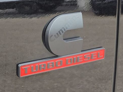 Used 2026 RAM 2500 Limited AWD/4WD image 35