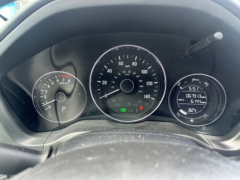 Used 2021 Honda HR-V LX image 7