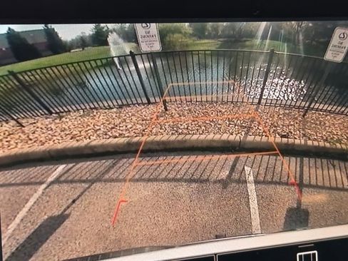 Used 2022 Chevrolet Silverado 1500 W/T w/ Trailering Package image 11