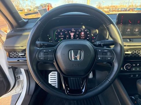 Used 2023 Honda Accord Sport image 25