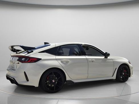 Used 2024 Honda Civic Type R image 7