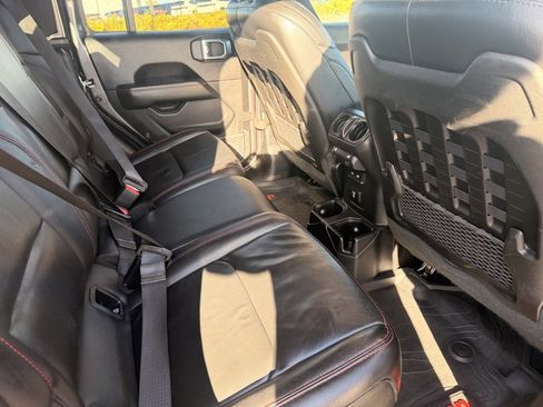 Used 2020 Jeep Gladiator Rubicon image 24