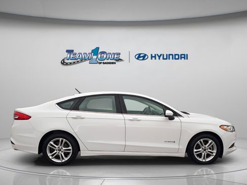 Used 2018 Ford Fusion S image 9