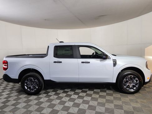 New 2026 Ford Maverick XLT w/ XLT Luxury Package AWD/4WD image 8
