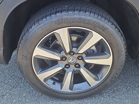 Certified 2023 Honda Pilot Elite image 9