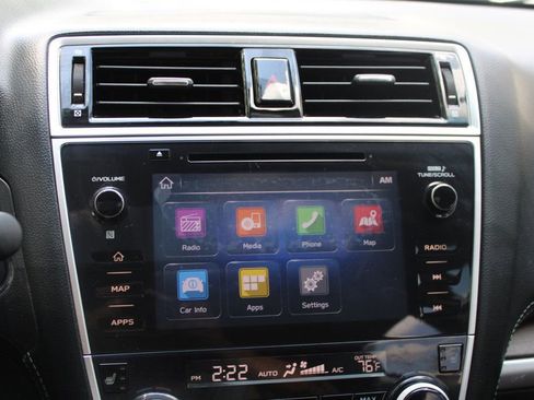 Used 2018 Subaru Outback 2.5i Limited image 14