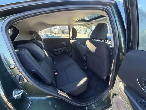 Used 2016 Honda HR-V EX image 28