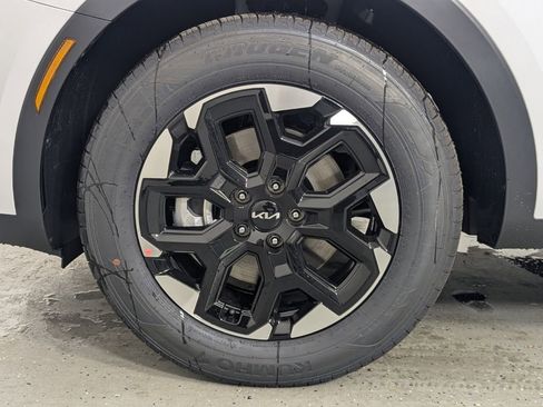 New 2026 Kia Sorento S image 9