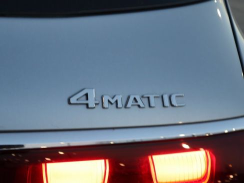 New 2025 Mercedes-Benz GLS 450 4MATIC image 9