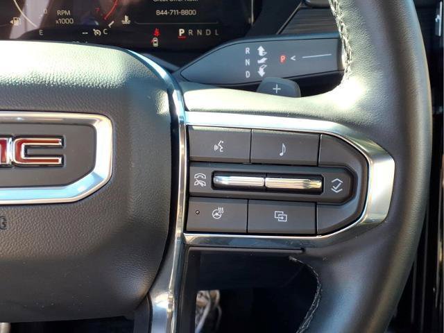 Used 2026 GMC Acadia Elevation w/ Elevation Premium Package FWD image 16