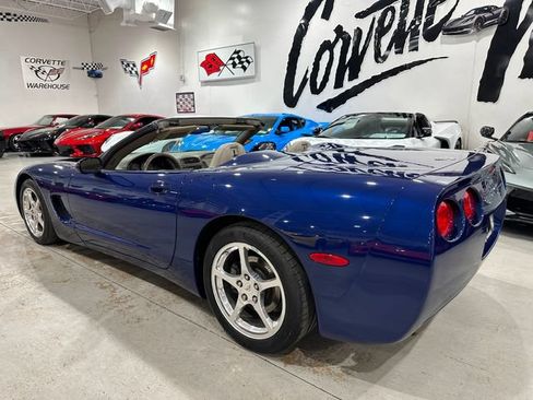 Used 2004 Chevrolet Corvette Convertible w/ Preferred Equipment Group RWD image 4