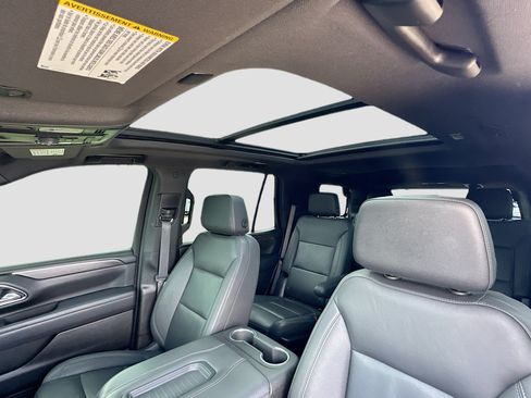Used 2023 Chevrolet Tahoe Z71 w/ Luxury Package AWD/4WD image 23