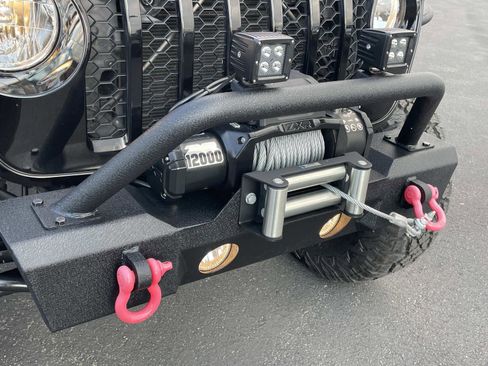 Used 2021 Jeep Gladiator Willys image 28