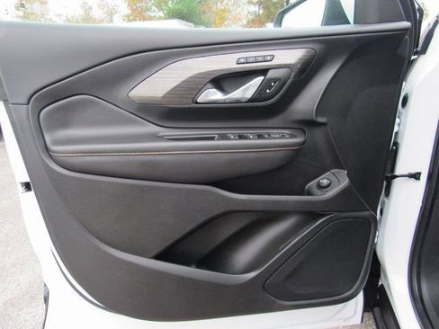 Certified 2020 GMC Terrain SLT w/ Preferred Package image 10