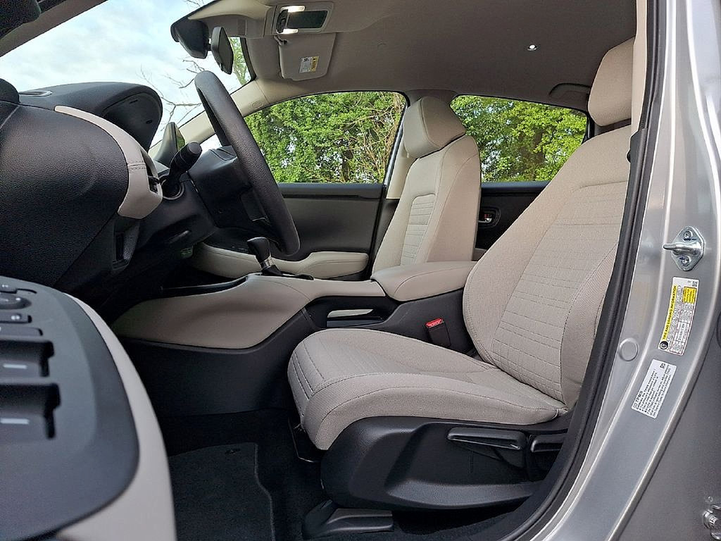 Used 2025 Honda HR-V LX image 13