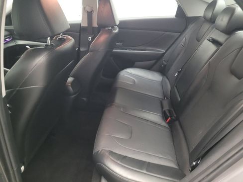 Used 2023 Hyundai Elantra Limited FWD image 18