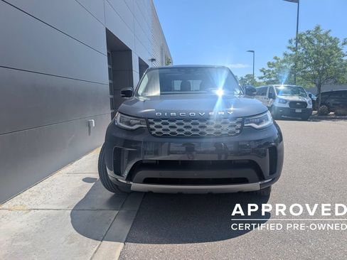 Used 2025 Land Rover Discovery S AWD/4WD image 6