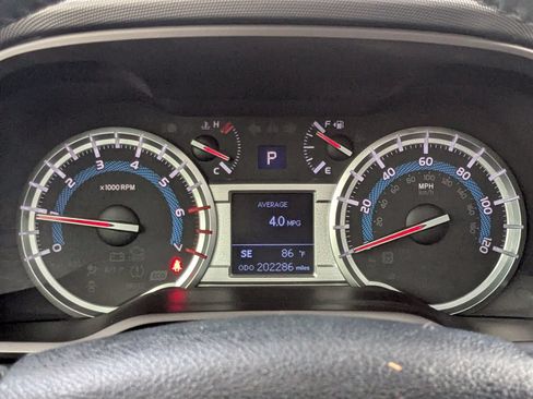 Used 2016 Toyota 4Runner Limited AWD/4WD image 11