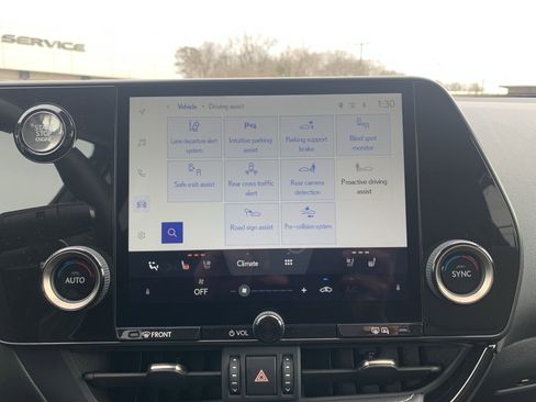 Certified 2025 Lexus NX 250 FWD w/ Towing Package (2000 Lbs) image 24