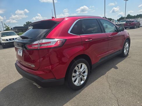 Used 2020 Ford Edge Titanium FWD image 4