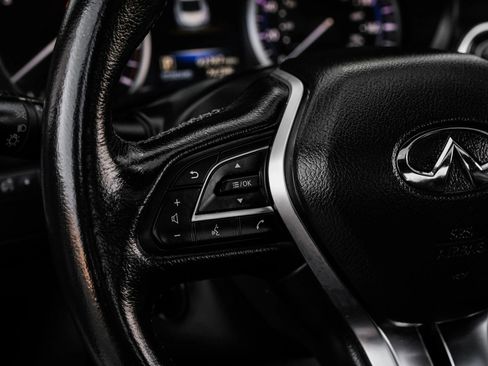 Used 2017 INFINITI Q60 3.0t w/ Premium Plus Package 3.0T image 23