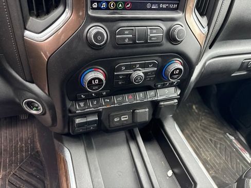 Used 2020 Chevrolet Silverado 3500 High Country w/ Z71 Off-Road Package AWD/4WD image 18