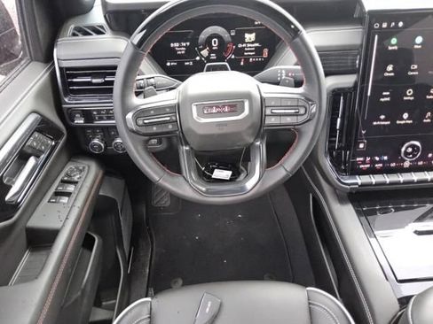 Used 2026 GMC Yukon AT4 Ultimate AWD/4WD image 4
