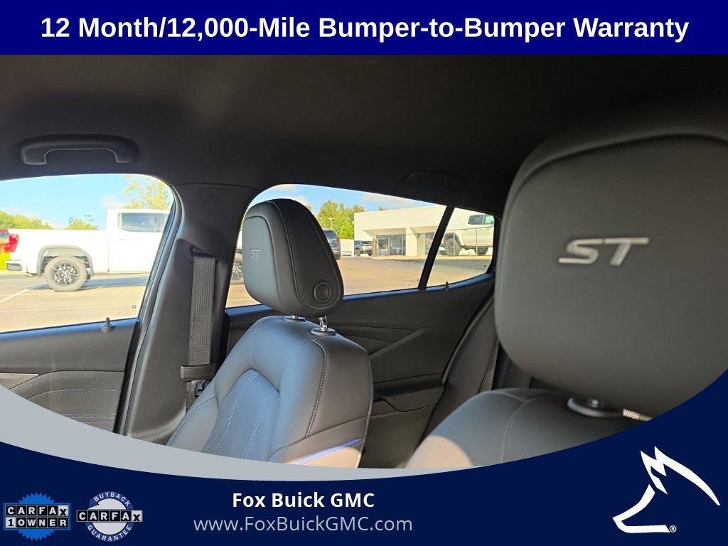 Used 2024 Buick Envista Sport Touring w/ Convenience I Package FWD image 10