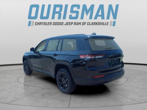 New 2025 Jeep Grand Cherokee L Altitude image 4