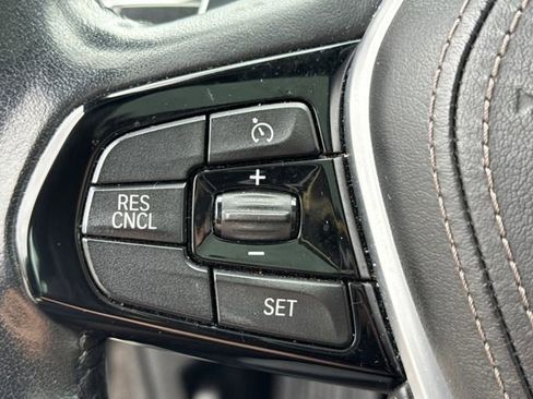 Used 2019 BMW 530i xDrive w/ Convenience Package image 26