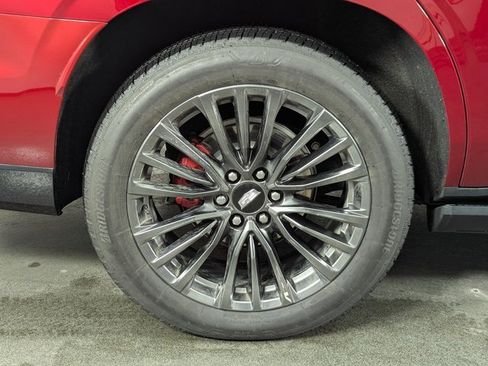 Used 2024 Cadillac Escalade V image 13