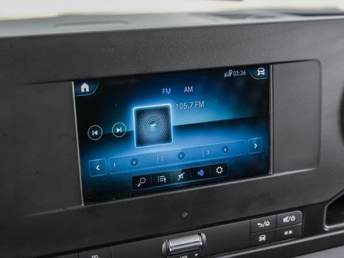 Used 2024 Mercedes-Benz Sprinter 3500 image 32