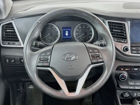 Used 2017 Hyundai Tucson SE Plus FWD image 18