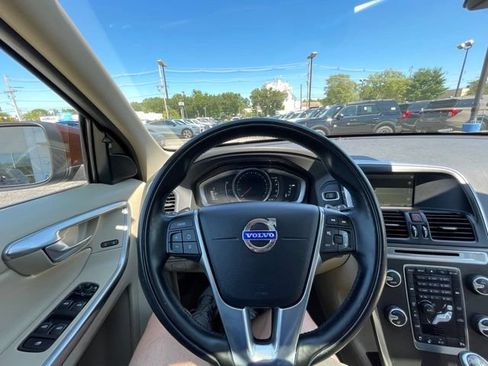 Used 2015 Volvo XC60 T6 Premier Plus AWD/4WD image 13