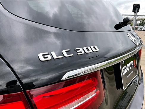 Used 2019 Mercedes-Benz GLC 300 image 28