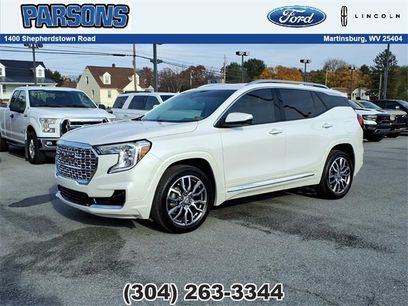 Used 2024 GMC Terrain Denali w/ Denali Premium Package