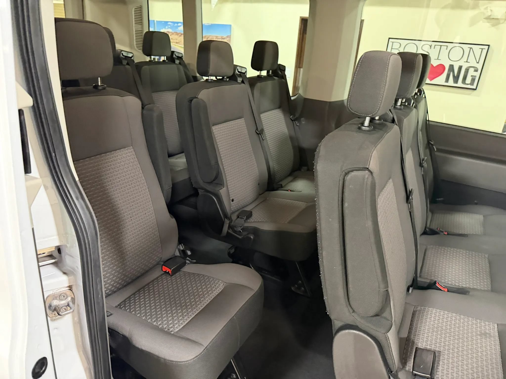 Used 2024 Ford Transit 350 XLT RWD image 31