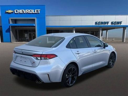 Used 2025 Toyota Corolla SE FWD image 5