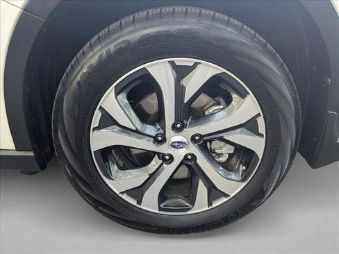 Used 2020 Subaru Outback Limited w/ Popular Package #2 image 10