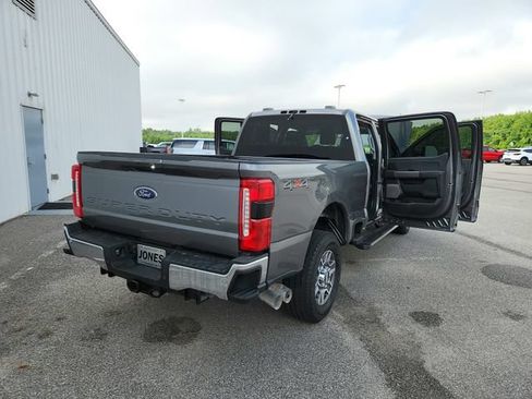 Used 2025 Ford F250 Lariat AWD/4WD image 18