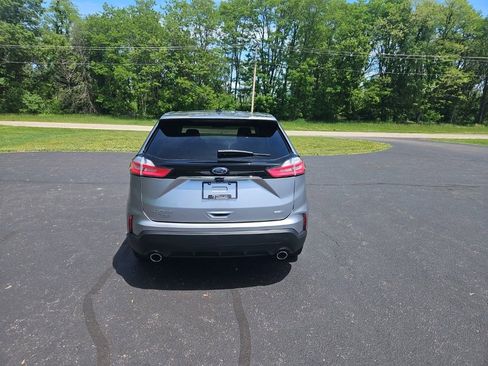Used 2020 Ford Edge SE AWD/4WD image 6