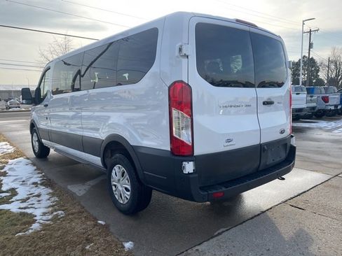 Used 2023 Ford Transit 350 XLT image 2