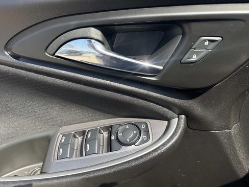 Used 2024 Chevrolet Malibu LT FWD image 19